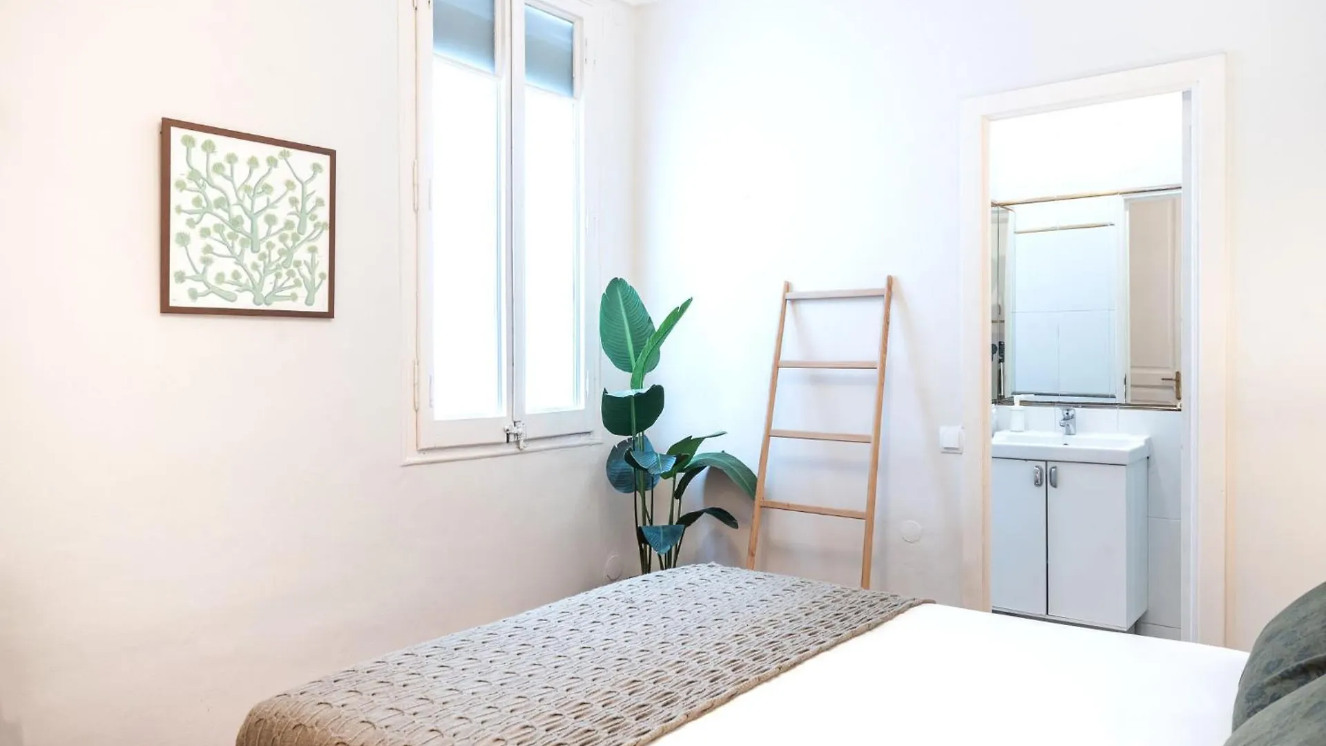 ברצלונה Modernist Apartment In The Best Location 0*,  ספרד